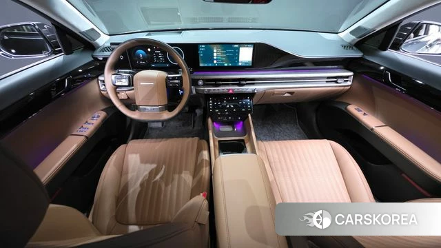 Hyundai Grandeur (GN7) id 4413905 из Кореи 34