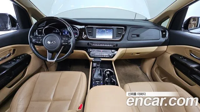 Kia The New Carnival id 2661685 из Кореи 17