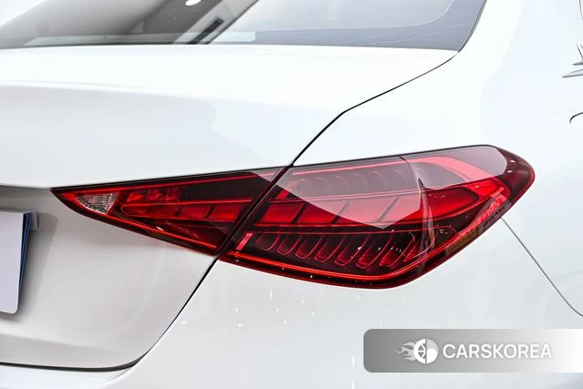 Mercedes-Benz Class C id 4272504 из Китая 17