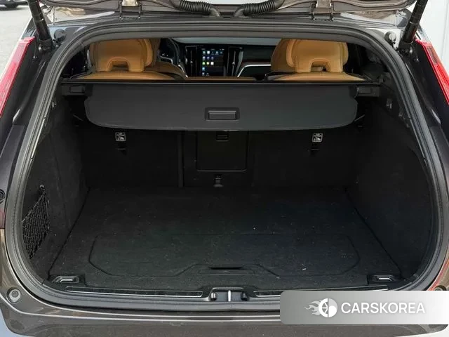 Volvo V60 Cross-Country 2nd Generation id 3690244 из Кореи 14