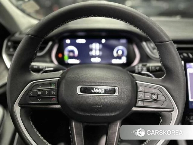 Jeep Grand Cherokee (WL) id 4315638 из Кореи 17