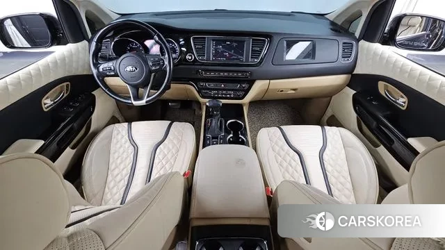 Kia The New Carnival id 3608350 из Кореи 17