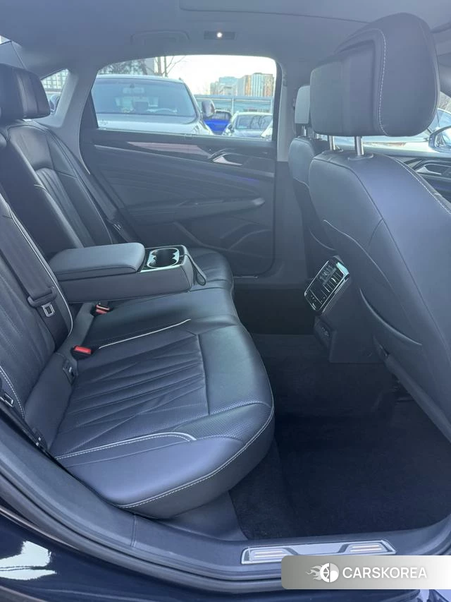 Volkswagen Passat id 4257760 из Китая 19