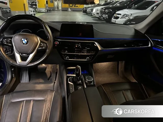 BMW 5 Series (G30) id 3454983 из Кореи 17