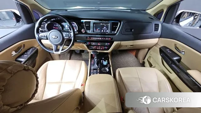 Kia The New Carnival id 3656421 из Кореи 17