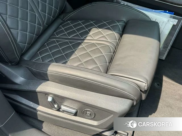 Audi Q8 id 4329176 из Китая 9