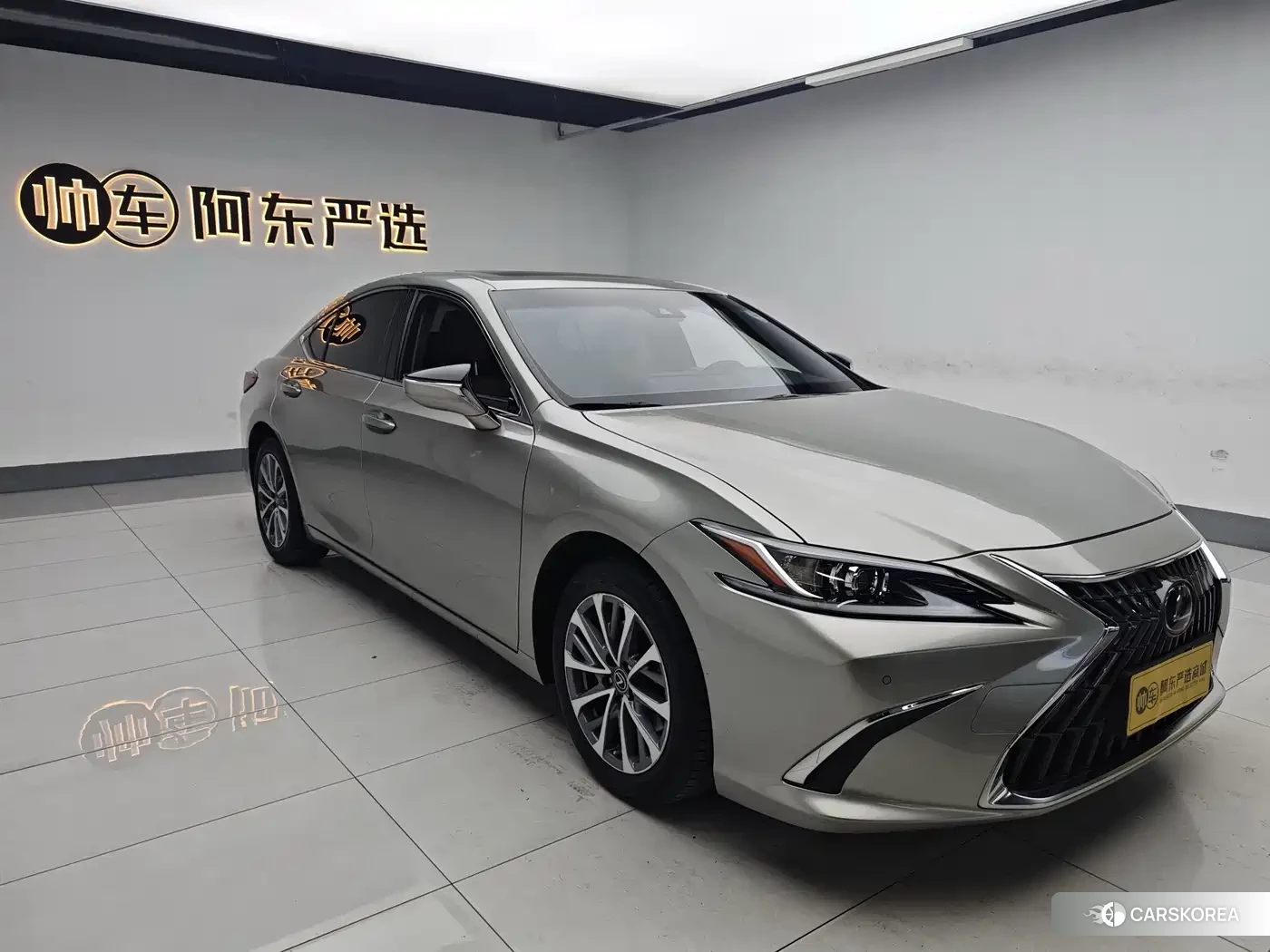 Lexus ES id 4539008 из Китая 8