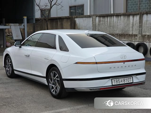 Hyundai Grandeur (GN7) id 3792395 из Кореи 17