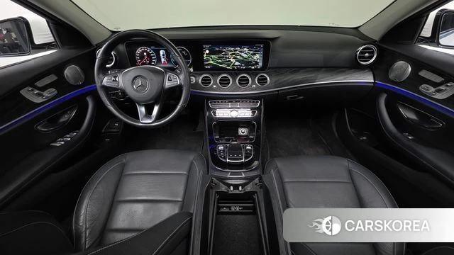 Mercedes-Benz E-Class W213 id 4477651 из Кореи 31