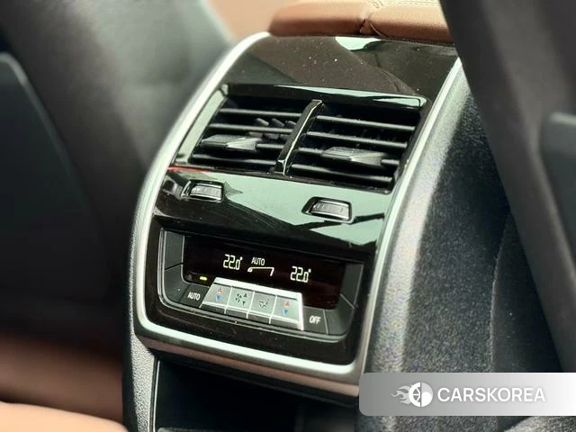 BMW X7 id 4265257 из Китая 16