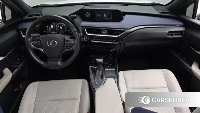 Lexus UX250h id 2976466 из Кореи 17