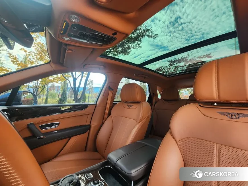 Bentley Bentayga id 1815513 из Кореи 10