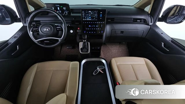 Hyundai Staria id 3811614 из Кореи 17