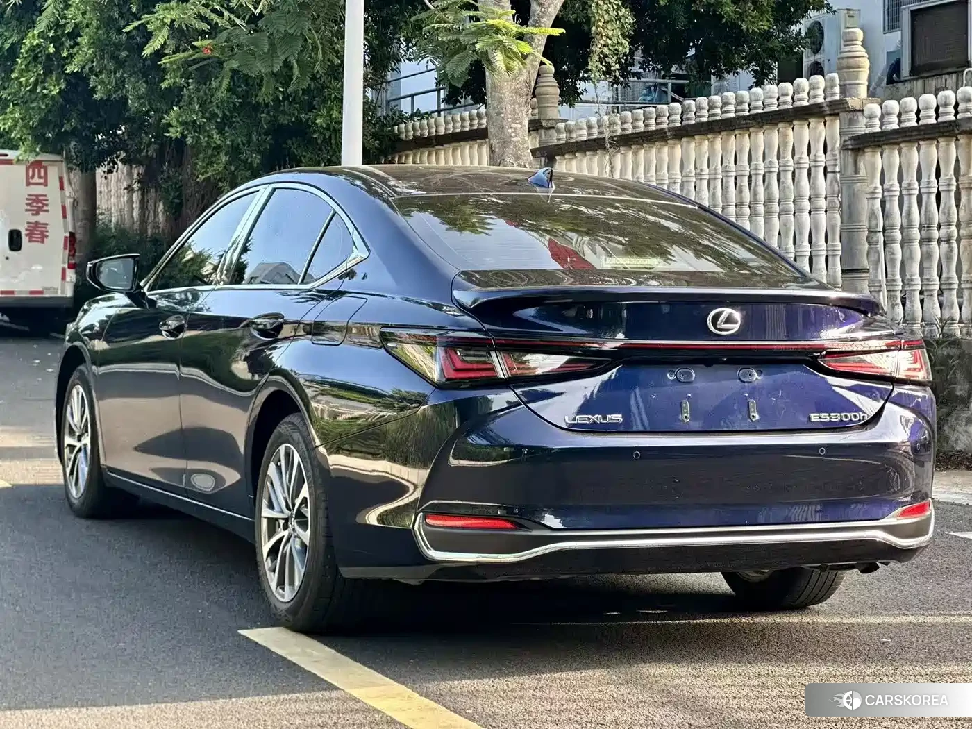 Lexus ES id 4629588 из Китая 7