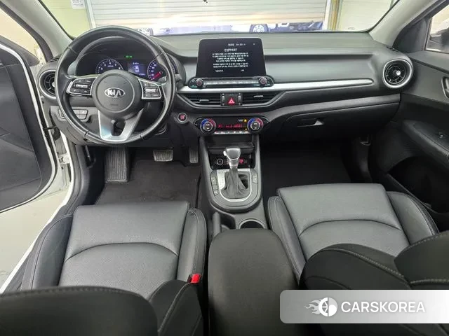 Kia Come New K3 id 3504398 из Кореи 16