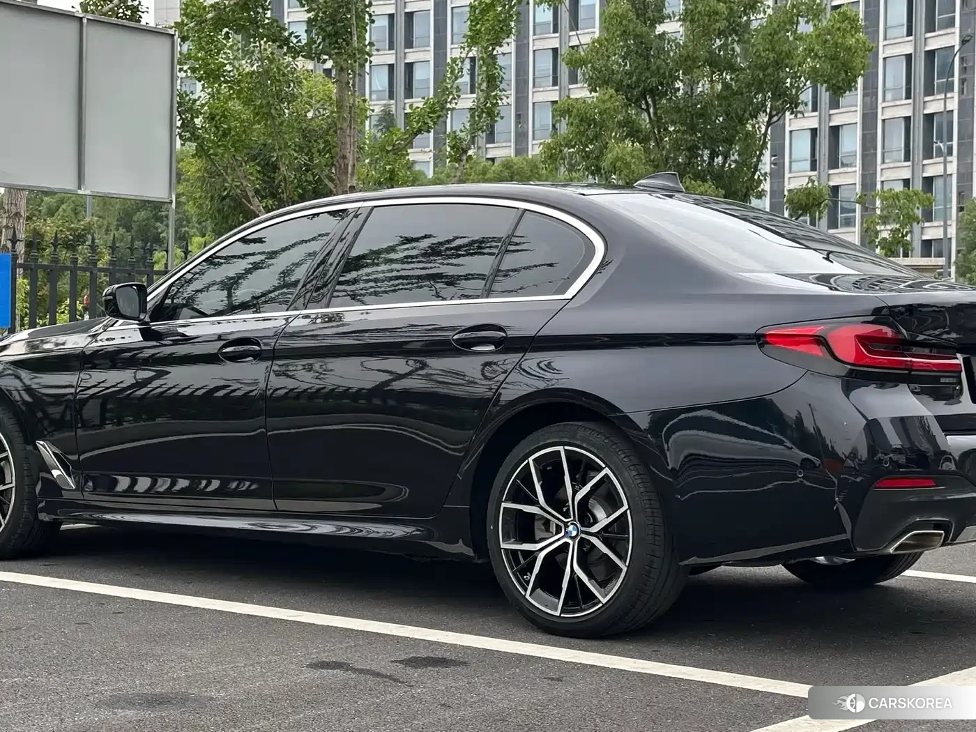 BMW 5 series id 4565328 из Китая 7