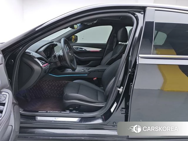 Cadillac CT5 id 4227329 из Китая 17