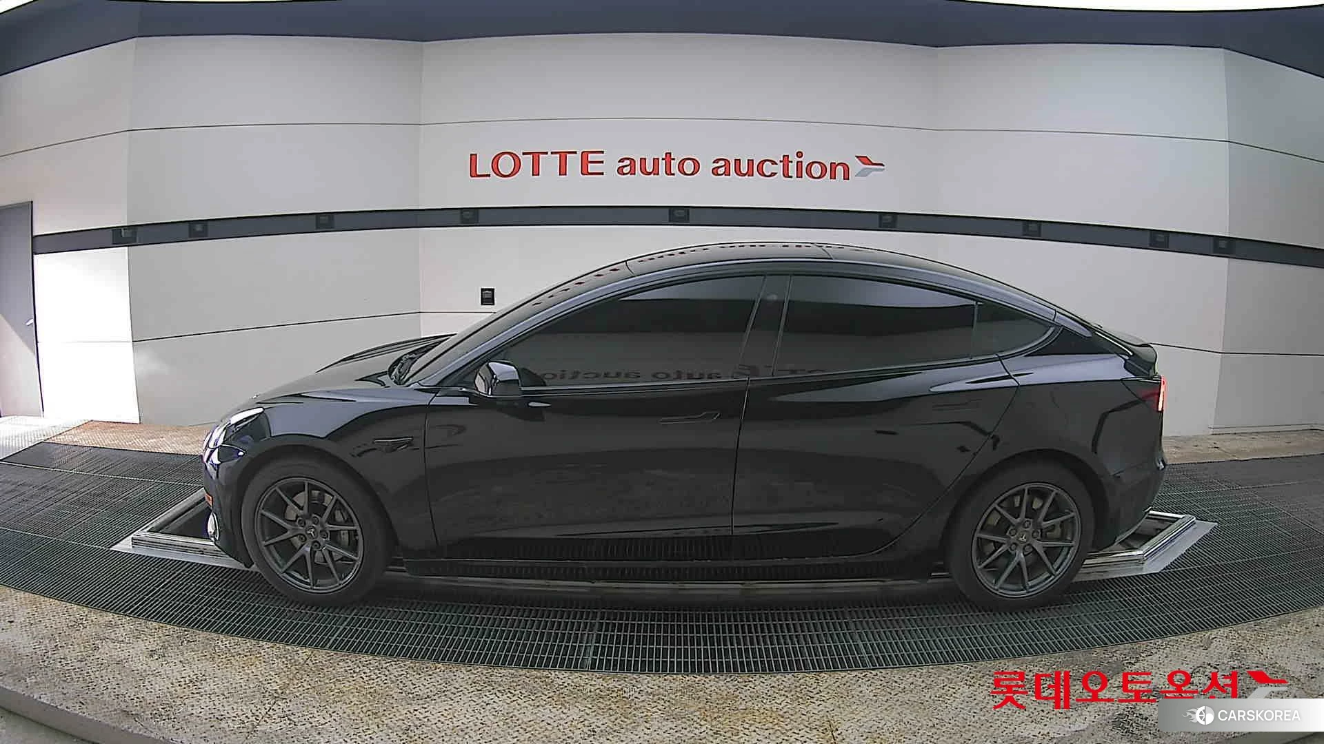 Tesla Model 3 Long Range id 3875662 из Кореи 25