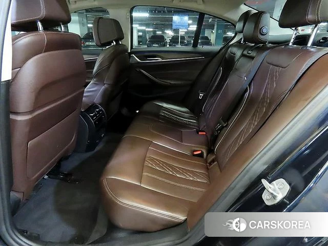 BMW 5 Series (G30) id 4310413 из Кореи 17