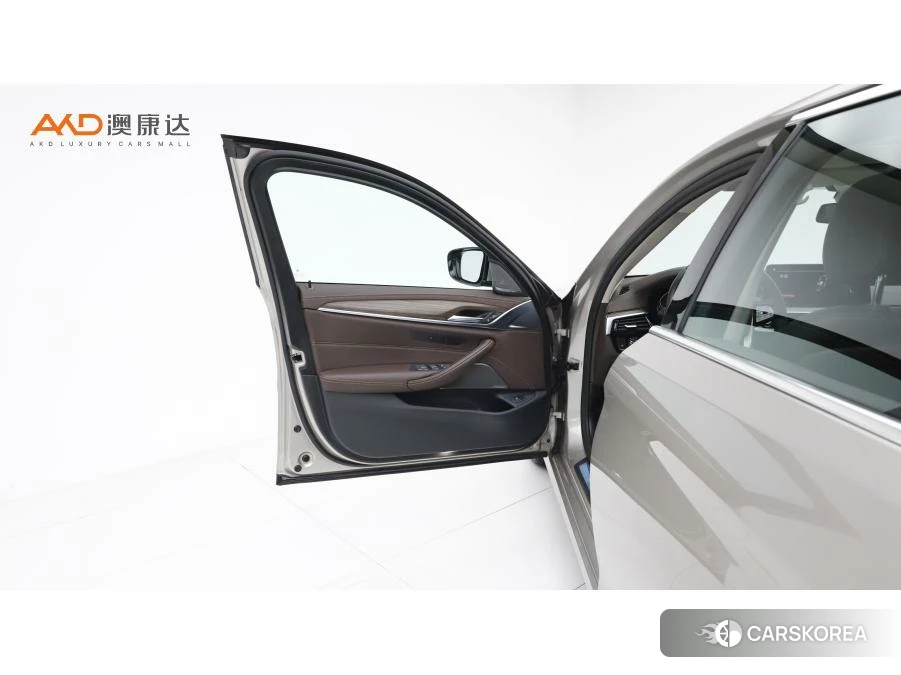BMW 5 series id 4452499 из Китая 7