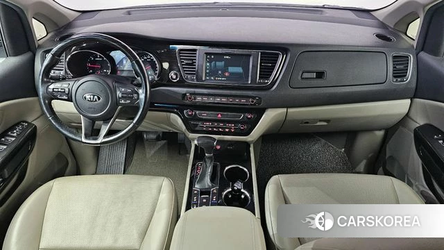 Kia The New Carnival id 4180360 из Кореи 17