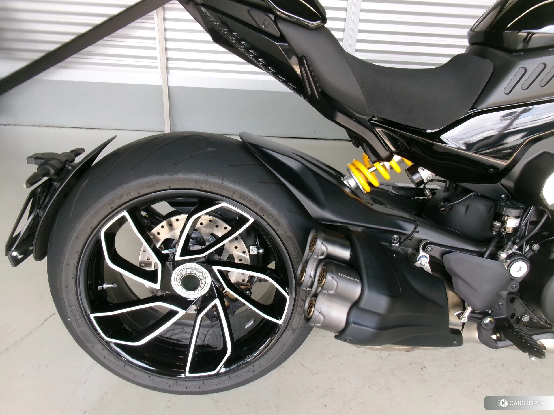 Ducati DIAVEL V4 id 4348173 из Японии 7