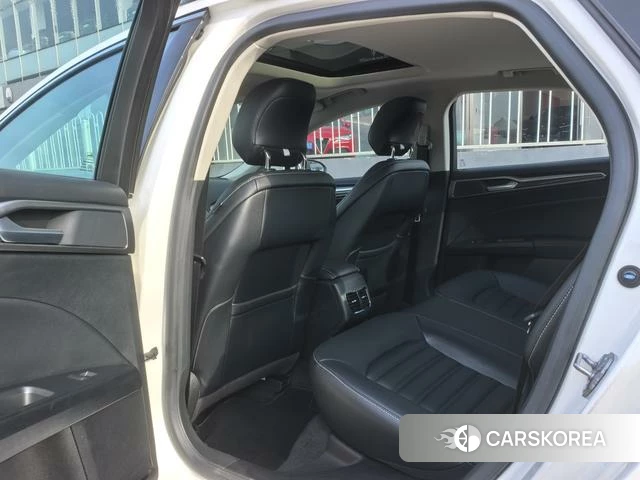 Ford Mondeo id 4380403 из Китая 16