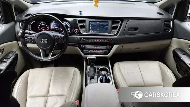 Kia The New Carnival id 2902810 из Кореи 17