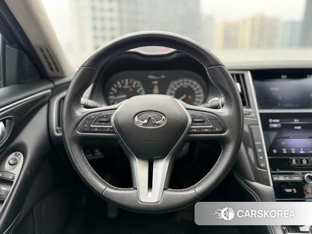 Infiniti Q50L id 4211788 из Китая 7