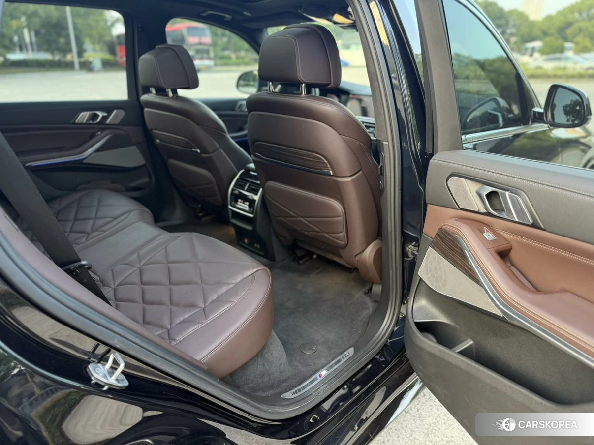BMW X5 id 4454505 из Китая 9
