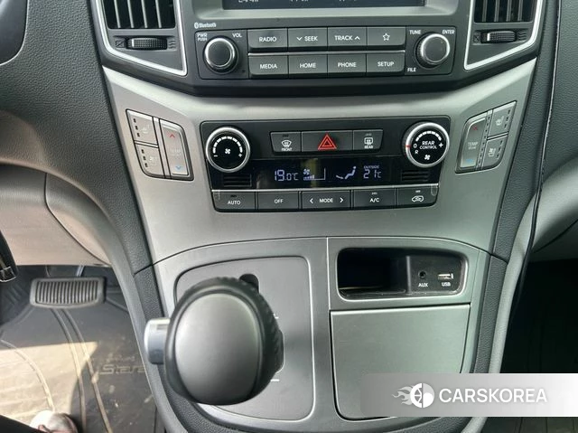Hyundai The New Grand Starex id 4284946 из Кореи 17