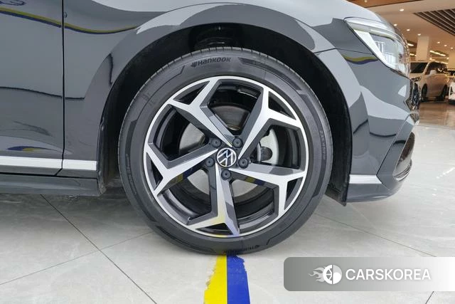 Volkswagen Magotan id 3810655 из Китая 14