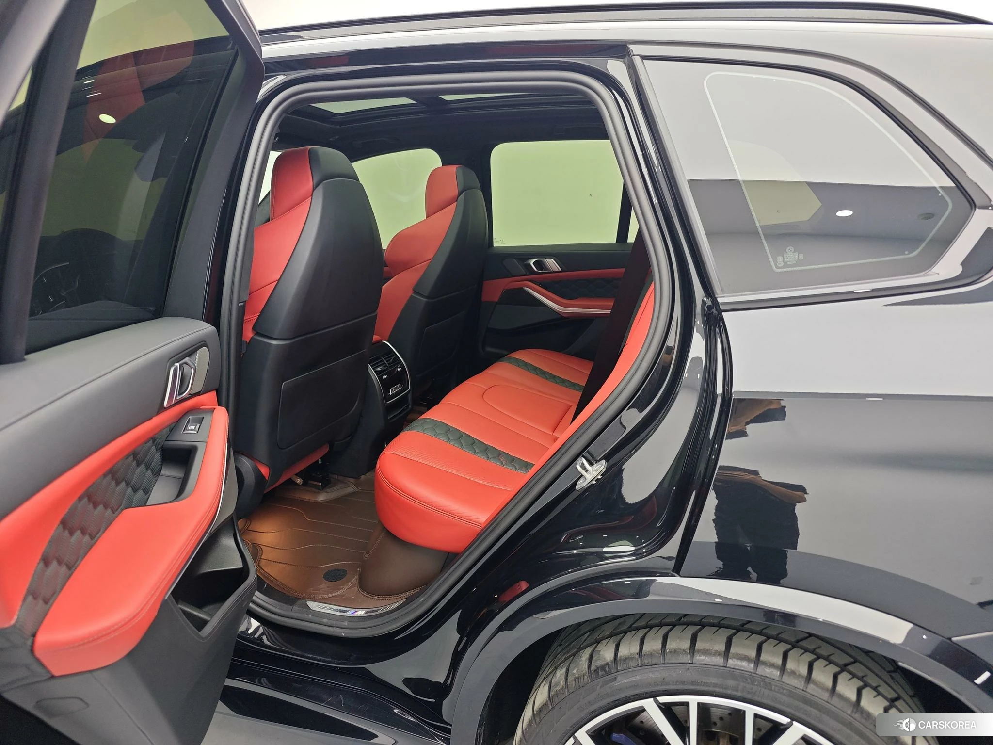 BMW X5 M id 4510635 из Китая 17