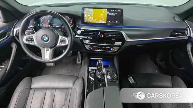 BMW 5 Series (G30) id 3533851 из Кореи 17