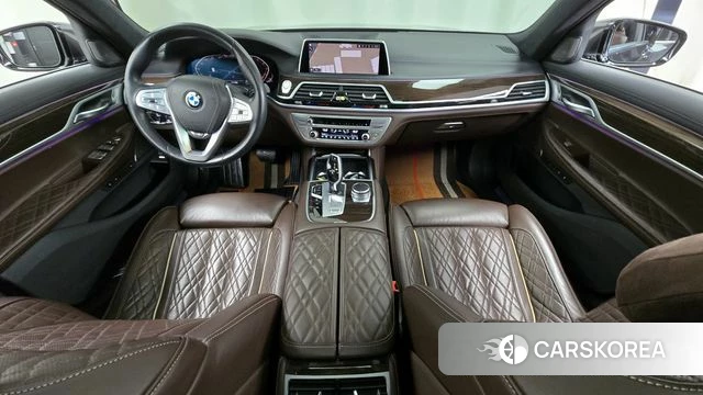 BMW 7 Series (G11) id 3852975 из Кореи 17