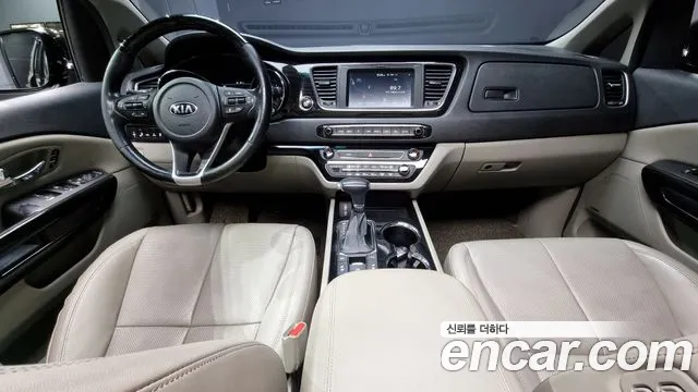 Kia The New Carnival id 2504526 из Кореи 17