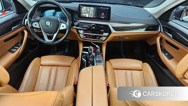 BMW 5 Series (G30) id 3567225 из Кореи 17