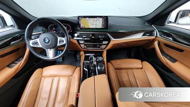 BMW 5 Series (G30) id 3389829 из Кореи 17