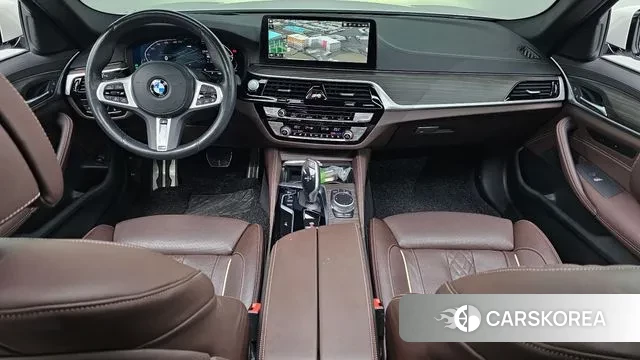 BMW 5 Series (G30) id 3012980 из Кореи 17