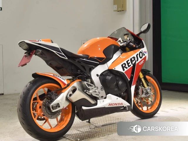 Honda CBR1000RR 2015 из Японии, фото 5