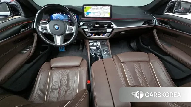 BMW 5 Series (G30) id 3415814 из Кореи 17