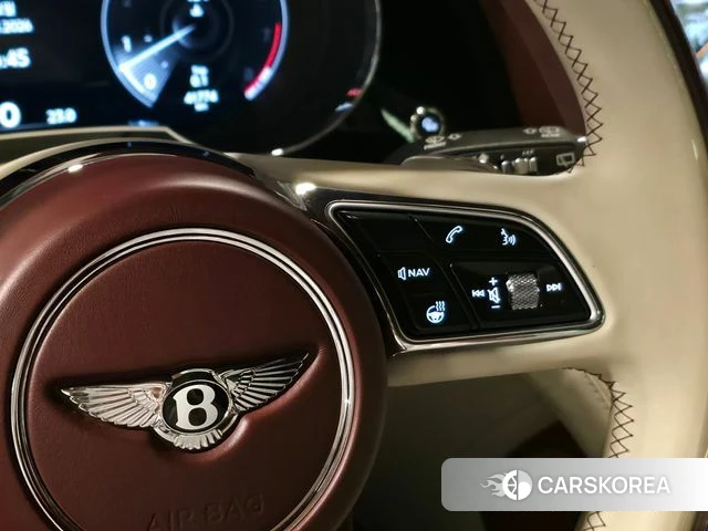 Bentley Bentayga id 3910764 из Кореи 17