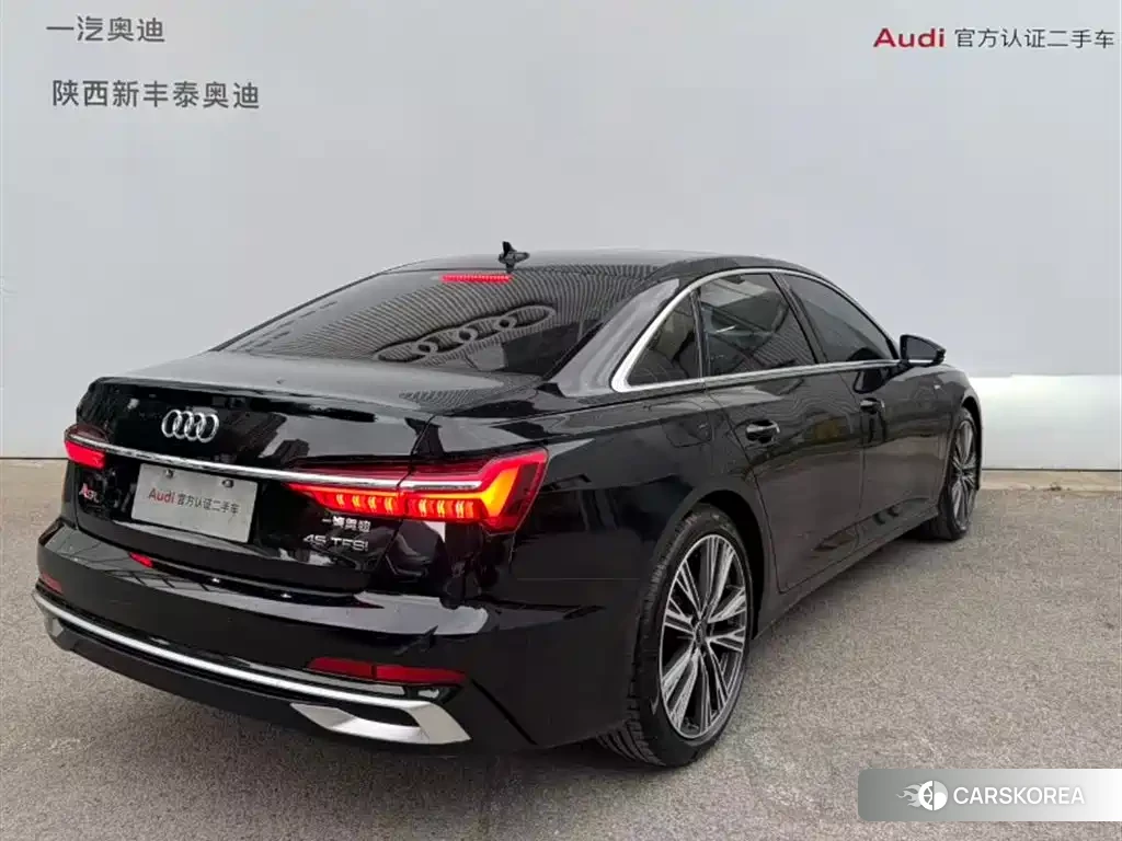 Audi A6L id 4546221 из Китая 17