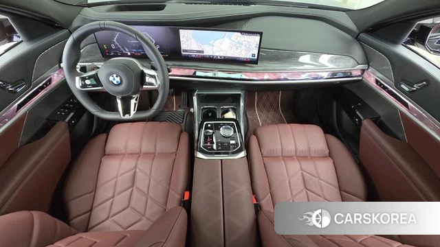 BMW 7 Series (G70) id 4847250 из Кореи 33