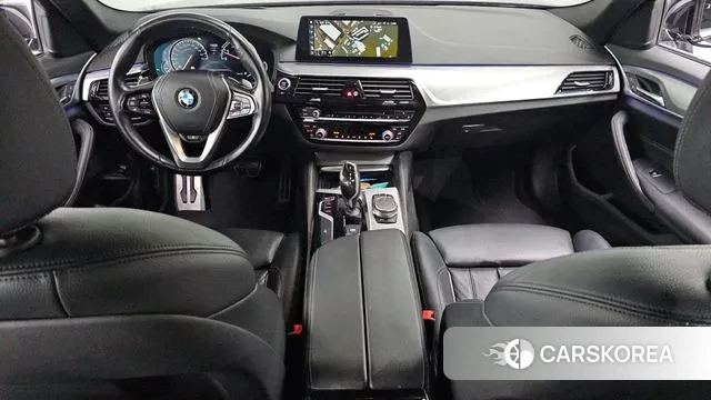 BMW 5 Series (G30) id 3449774 из Кореи 17