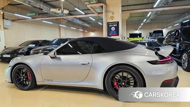 Porsche 911(992) id 4511097 из Кореи 17
