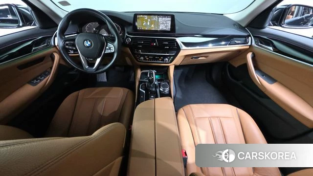 BMW 5 Series (G30) id 4496264 из Кореи 29