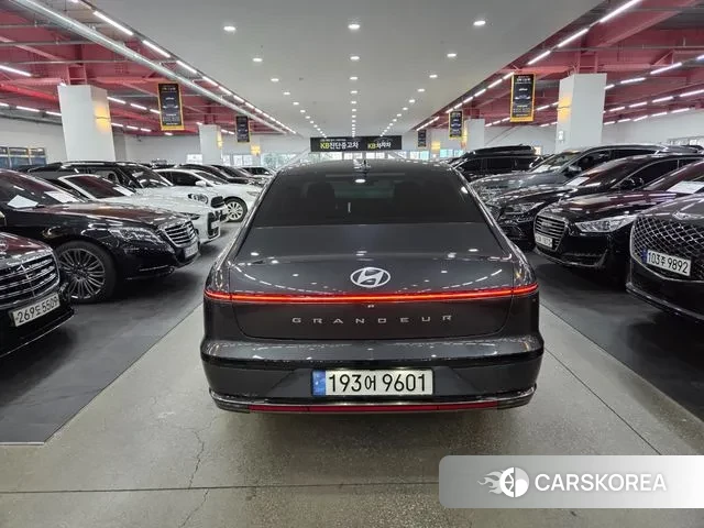 Hyundai Grandeur Hybrid (GN7) id 3585798 из Кореи 17