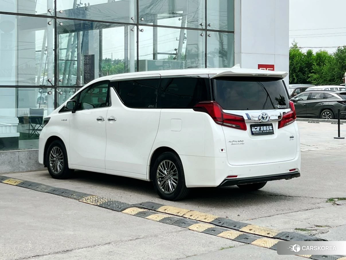 Toyota Elfa id 4441262 из Китая 21