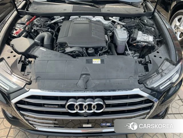 Audi A6L id 4259397 из Китая 10